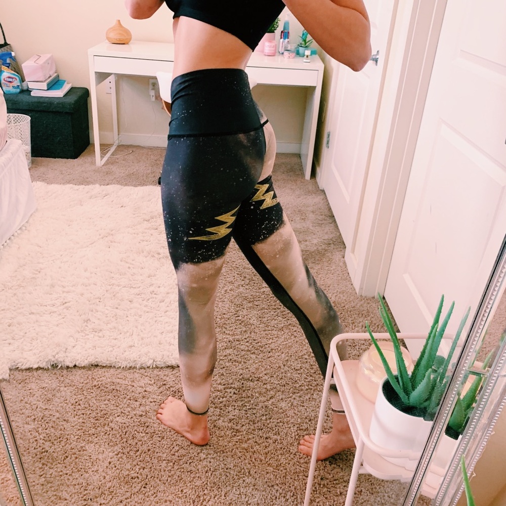 STORMI LEGGINGS ;)